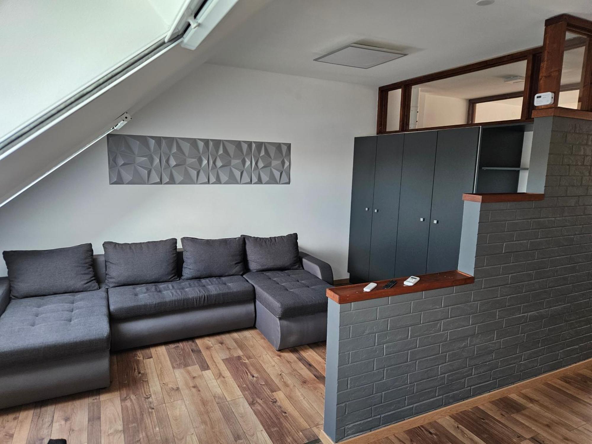 Toelgyes Apartmanhaz Segedin Dış mekan fotoğraf