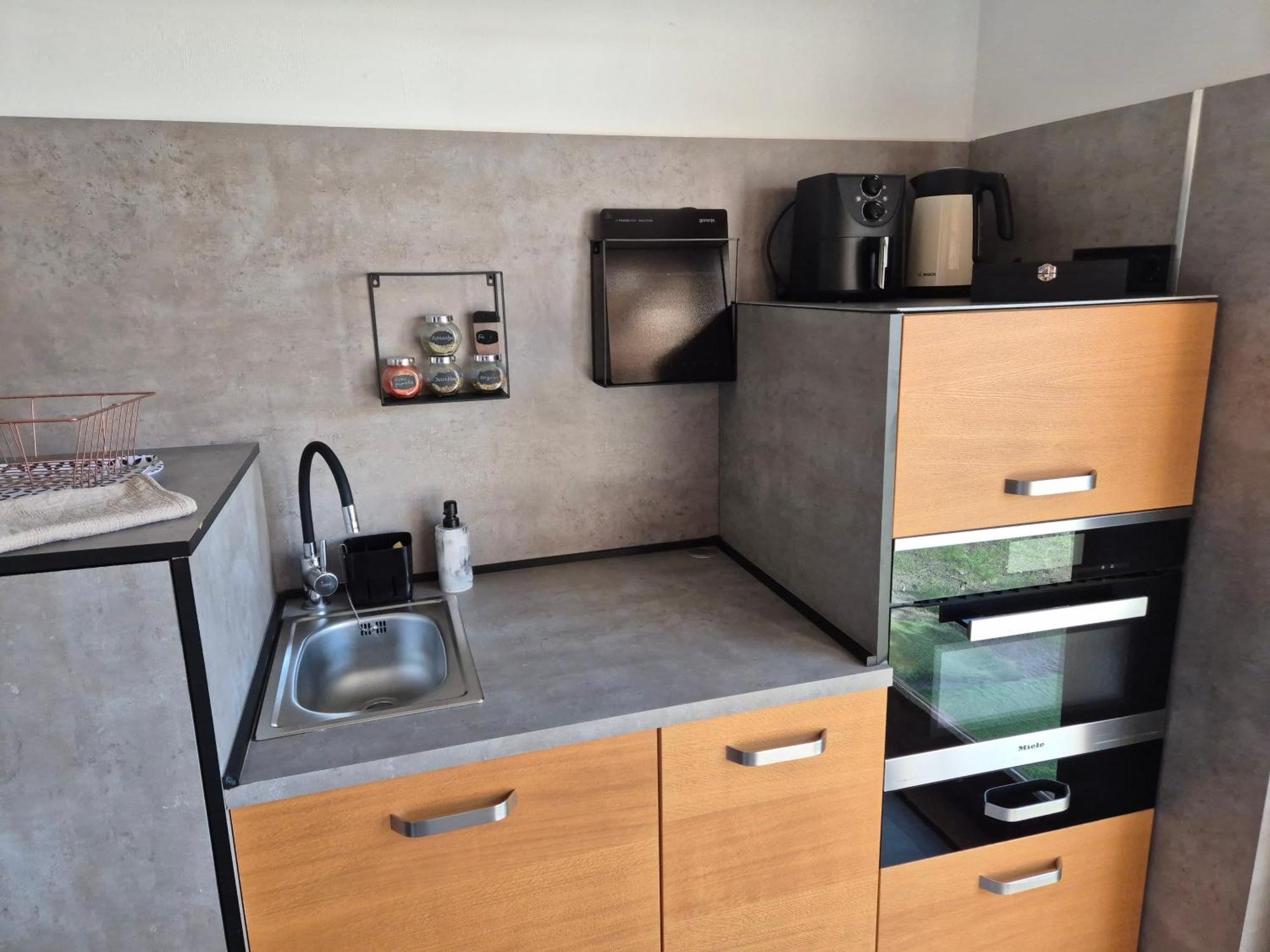 Toelgyes Apartmanhaz Segedin Dış mekan fotoğraf